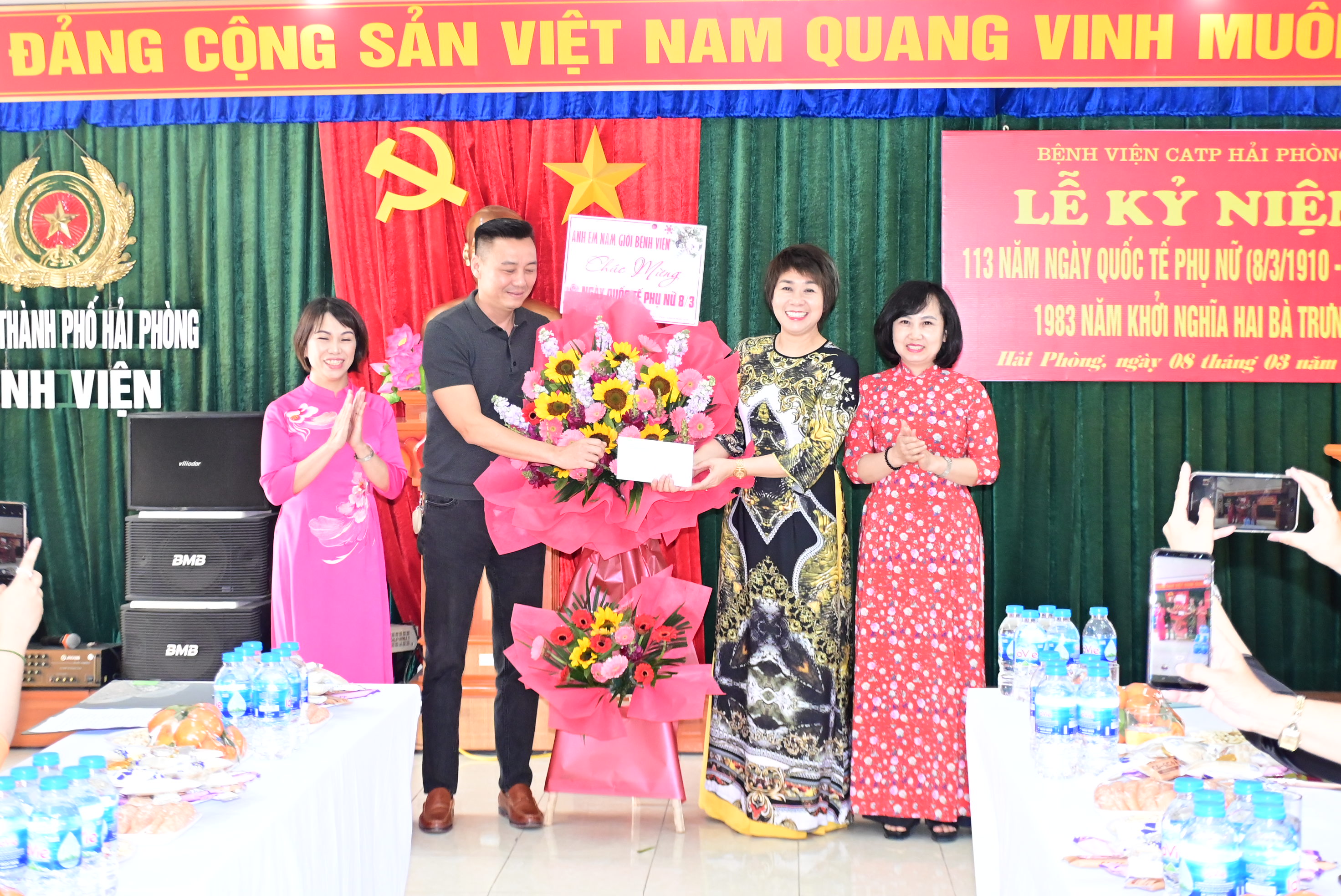 Hội phụ nữ Bệnh viện CATP kỷ niệm ngày Quốc tế phụ nữ 8-3